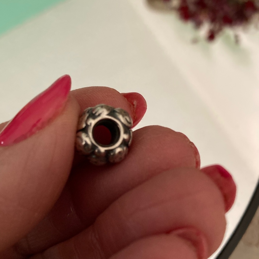Pandora Retired “Love & Family” bead 925 sterling silver ALE Retired. - Picture 3 of 4